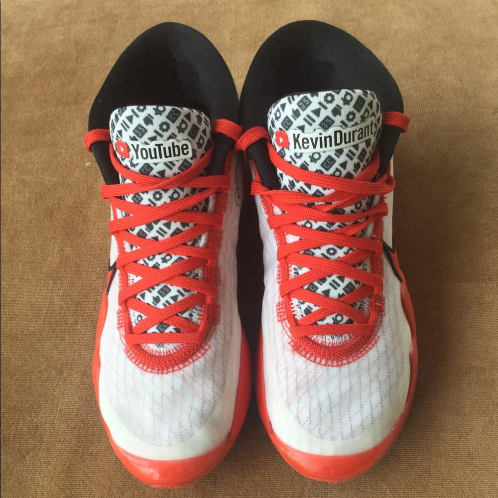 NIke KD 12 YouTube edition size 6